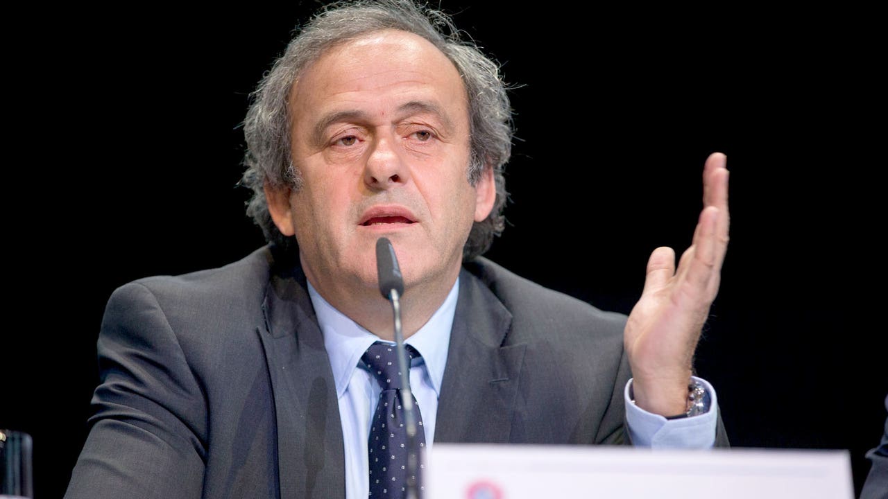 UEFA members back suspended Platini in fight to clear name